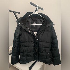 Hollister - Winter Zip Puffer Jacket
